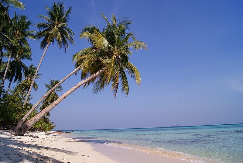 A Exuberância da Reserva Natural de Karimunjawa: Um Paraíso Escondido na Indonésia